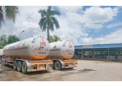 gia-gas-thang-9-tang-7000-dongbinh-12kg